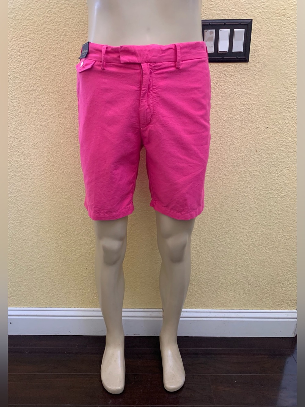 Polo Ralph Lauren Men’s Size 34 Magenta Color Straight Fit Chino Shorts